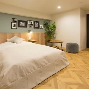 Hotel Replace Namba